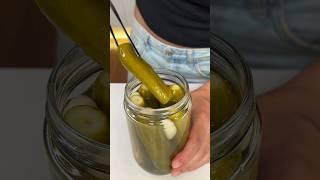 Turşuyu sıcak suyla kur, kütür kütür  #pickles #turşu #salatalıkturşusu #shorts