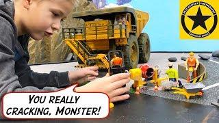 BRUDER TRUCKS | Excavator for Children | RC TOYS working new Construction Site | ROAD + BRIDGE