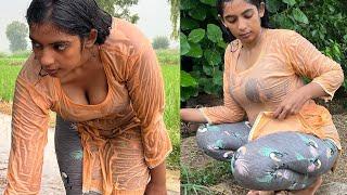 Desi Aunty Bathing Vlog 08 || Desi Village Girl Bathing Video || Aunty Vlog || kavya fashion