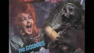 Cyndi Lauper - The Goonies 'R' Good Enough