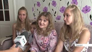 В Алтайском крае малоимущие семьи могут рассчитывать на ежемесячные выплаты в 5 тысяч рублей