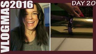 HAIR CURLING & PRESENT WRAPPING * DAY 20 VLOGMAS 2016