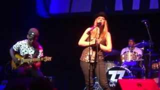 ZZ Ward - Grinnin' In Your Face (live)