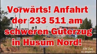 Vorwärts! Anfahrt der 233 511 mit einem schweren Güterzug in Husum Nord - Marschbahnumleiter los!