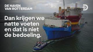 Gigantisch schip moet de Rotterdamse haven binnenkomen