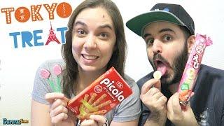 PROBANDO DULCES JAPONESES | UNBOXING JAPANESE CANDY TOKYOTREAT | CRYSTALSIMS