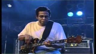 Stanley Clarke Trio - School Day - Leverkusen 1993.avi