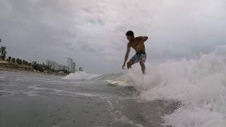 Acapulco's surfers seek to escape crime wave