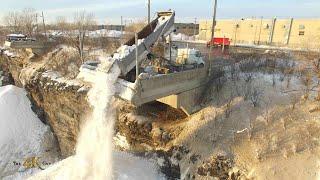 Two hour raw video of snow removal operations in Montreal, Canada