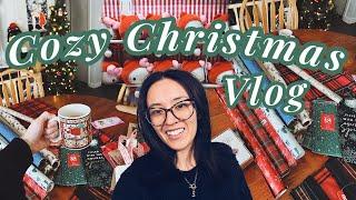 Cozy Holiday Vlog  preparing for Christmas, gift wrapping + a night at the arcade | Vlogmas ep. 6