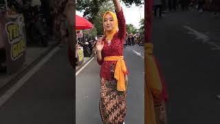 kebaya merah kerudung kuning || cantik banget #cantikgakadabatasan  #short #karnaval