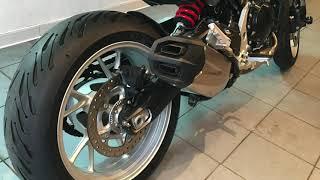 BMW F 900 XR Original Silencer VS Akrapovic