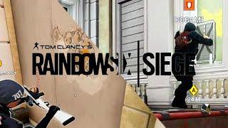 Crossplay was a bad Idea. | Rainbow Six Siege (funny moments)