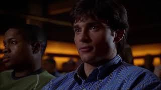 Smallville 2x21 - Lana is visited by the ghost of a childhood friend