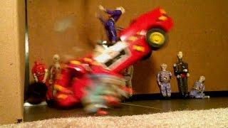 The Incredible Crash Test Dummies Car - Slow Motion Car Crashes - 1991 Tyco Toy Review