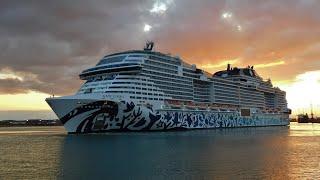 "MSC Euribia" departs from Southampton at Sunset - 23/04/2024