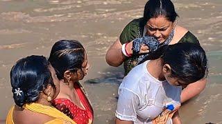 आज हम देखेंगे सुंदर लड़कियों का Ganga Snan Haridwar | Haridwar Ganga Snan | Ganga bathing