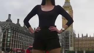 WORLD TALLEST  WOMEN  8FT..7 INCH