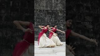 Happy onam | #onamspecial #dance #ytshorts |2 Star Dancing Birds| Videography : Royal photography