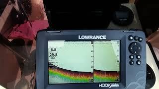 Lowrance Hook Reveal 7