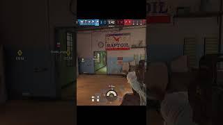 Some clean Siege kills #siege #r6 #fps #gaming #live #shorts #r6siege #rainbowsixsiege #trickshot