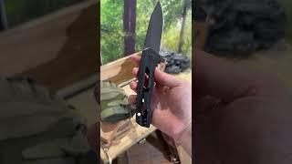 8Cr Blade Pocket Knife with G10 and Carbon Fiber Handles and Bearing System