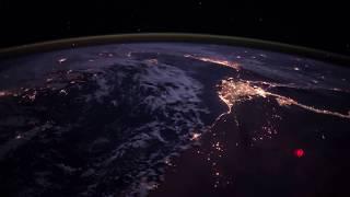 Ночная сторона Земли с орбиты МКС. Вид на Землю из Космоса (4K)