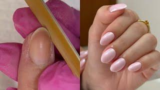 Unhas amendoadas com misturinha de esmaltes mega delicada 