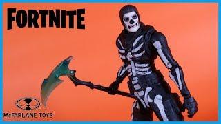 McFarlane Toys Walgreens Exclusive FORTNITE GREEN GLOW SKULL TROOPER Action Figure Toy Review