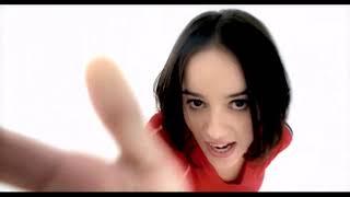 ALIZEE en Español  "YA ESTOY HARTA"  ( J'en ai marré) UNIVERSAL MUSIC