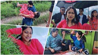 রোদে পুড়ে গরমে ঘেমে অনেক কষ্ট করে দার্জিলিং পাহাড়ে একটা reels করলাম...বৌদি কে কোলে তুলে দাদা 