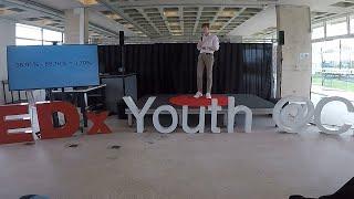 Warum wie man etwas sagt, wichtiger ist, als was man sagt | Hannes Lübke | TEDxYouth@CHPR