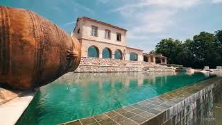  Découvrez une villa spacieuse baignée de luxe avec une vue captivante