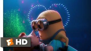 Despicable Me 2 (4/10) Movie CLIP - A Minion in Love (2013) HD