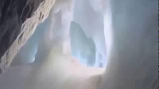 Айсризенвельт. Самая большая ледяная пещера в мире.
