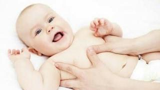 baby massage, pijat bayi baru lahir