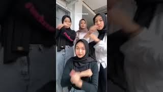 pilih yg mana mas #tiktokvideo #masukberanda #hijabers #hijabfashion #viral#gemoy#tobrut#anaksekolah