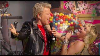 Miley Cyrus & Billy Idol - "Nightcrawling" & "White Wedding" (Live at the SuperBowl #TiktokTailgate)