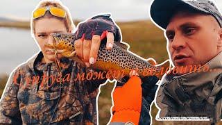 Однодневный выход за кумжей и грибами с Натальей. Почти обловила меня..Trout fishing.