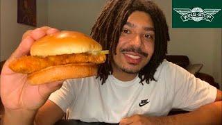 Wingstop's NEW Hot Honey Dry Rub Chicken Sandwich | Wingstop Chicken Sandwich Review 2022