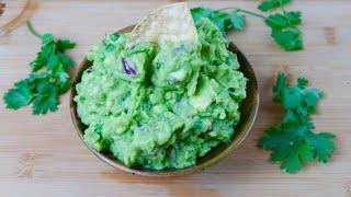 The Best Guacamole | AUTHENTIC MEXICAN GUACAMOLE RECIPE