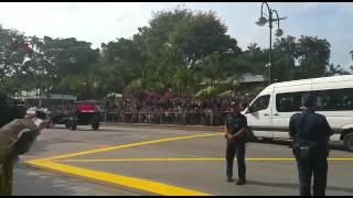 Lee Kuan Yew: Gun carriage leaving the Istana