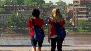 Counselors launch outdoor therapy "Walk and Talk" program downtown