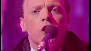 Jim Diamond   1986 03 20   Hi Ho Silver @ TOTP