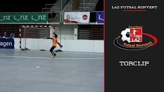 Goalie-Auswurf ins Tor: Alexander Gapp (LAZ Innsbruck) | LAZ Futsal Konvent 2022