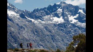 Routeburn Track Guided Walk with Ultimate Hikes