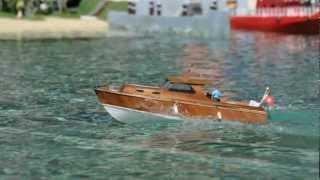 RC Boat - Diva - Cabin Cruiser