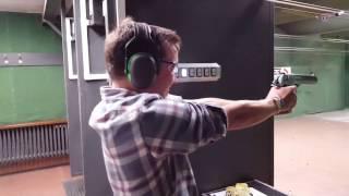 Shooting a Desert Eagle Fail