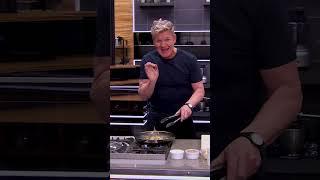 When you’re cooking #pasta here’s an amazing #NextLevelKitchen tip to dress it evenly #gordonramsay