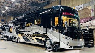 Brand New 2025 Newmar Essex 4551